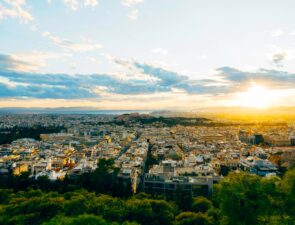 Προειδοποιήσεις Ευρωπαϊκής Επιτροπής για την αγορά ακινήτων στην Ελλάδα