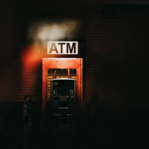Πώς Attica Bank και Παγκρήτια Τράπεζα δημιουργούν τον 5ο τραπεζικό πυλώνα