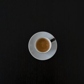 Espresso… yourself στο μπαλκόνι