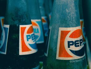 Γιατί η Pepsi επιμένει να παράγει αναψυκτικά στην Ελλάδα;
