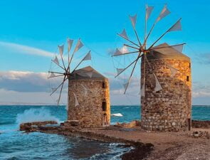 Γιατί ξαφνικά έρχονται τόσοι Τούρκοι τουρίστες στην Ελλάδα;