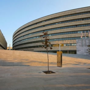 Εθνική Ασφαλιστική: Γιατί νοικοκυρεύει τα του οίκου της