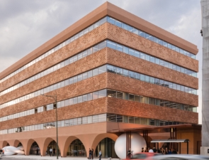 Εγκαίνια του HUB 26, του πρώτου, μεγάλης κλίμακας, βιοκλιματικού επιχειρηματικού πάρκου της Θεσσαλονίκης και της Βόρειας Ελλάδας