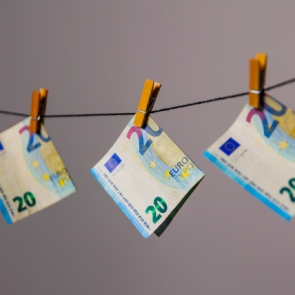 Θεία δίκη: Το πάρτι των εισπρακτικών της Ευρώπης σχόλασε