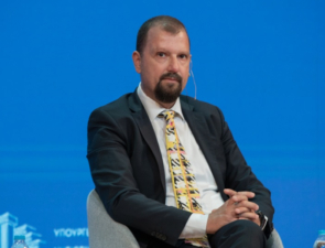 Το Πρόσωπο : Βασίλης Μαγκλάρας