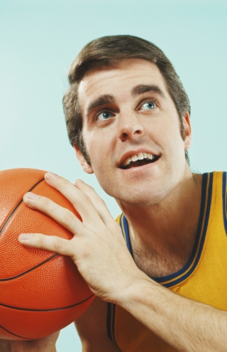 Το Φαινόμενο του NBA: Πώς Ένα Αθλητικό Προϊόν Εξελίχθηκε σε μία Βιομηχανία Αξίας Δισεκατομμυρίων;