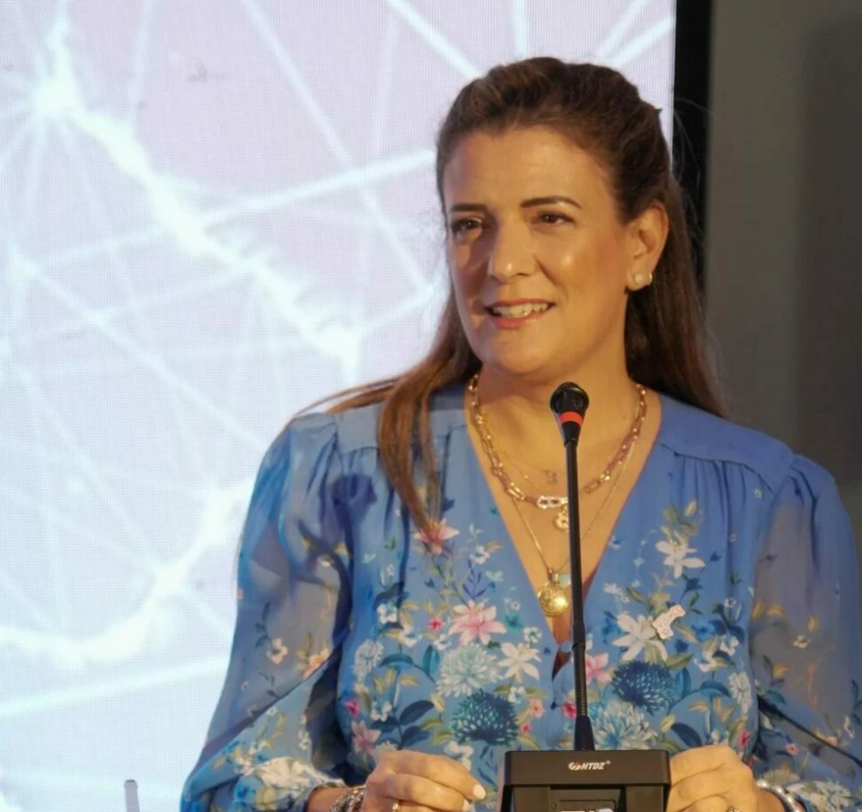 Η Έλπη Πετράκη Μένει στο Τιμόνι της WISTA International