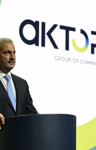 Άκτωρ-Ιντρακάτ: Ριζικός ανασχηματισμός με 5 θυγατρικές και στόχο για τζίρο 3,2 δισ. το 2030