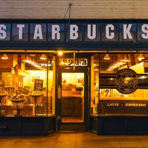 Παραμένουν τα Starbucks ένα ελκυστικό brand σε Ελλάδα και εξωτερικό;