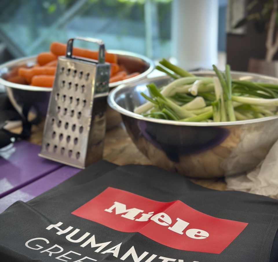 Miele Και Humanity Greece Ενώνουν Τις Δυνάμεις Τους Για Καλό Σκοπό