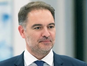 Το Πρόσωπο : Αλέξανδρος Βασιλικός
