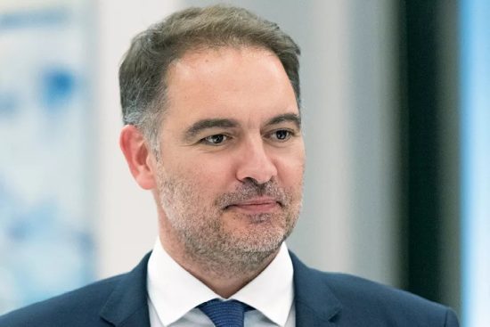 Το Πρόσωπο : Αλέξανδρος Βασιλικός