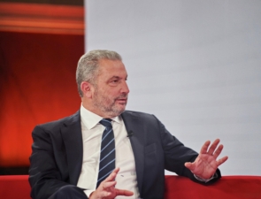 Αλ. Εξάρχου: Ανάγκη για ένα παραγωγικό μοντέλο