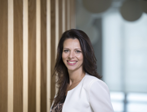 Η Linda Nieuwenhuizen αναλαμβάνει τη θέση της Chief Commercial Officer (CCO) στον Όμιλο Interamerican