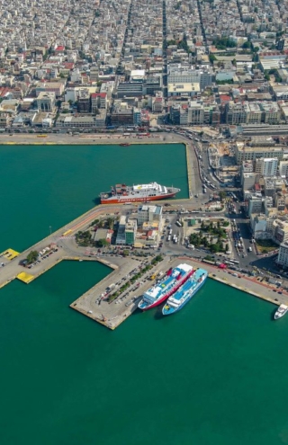 ΟΛΠ και ΟΛΘ στο μικροσκόπιο της σύγκρισης