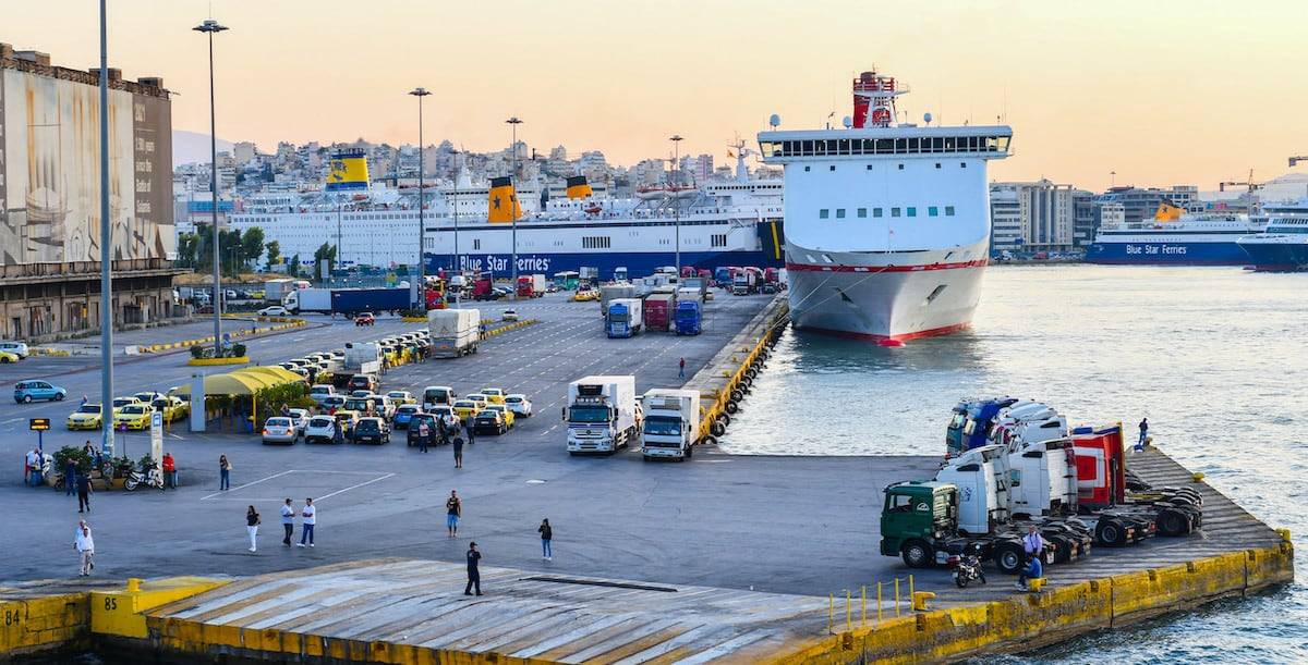 Οι ΗΠΑ «μαυρίζουν» την COSCO, η Αθήνα Ανησυχεί και το Παγκόσμιο Εμπόριο Περιμένει τον Ντόναλντ Τραμπ να Μπει στον Λευκό Οίκο