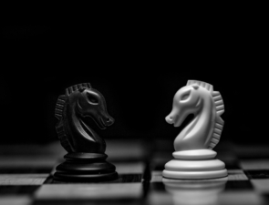 Οι στρατηγικές κινήσεις στην σκακιέρα της πληροφορικής