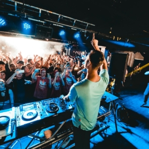 Soft life και το τέλος του clubbing όπως το ξέραμε