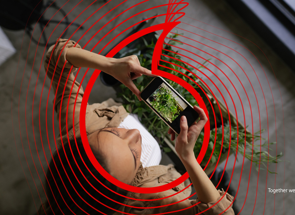 Κατά 93% μείωσε η Vodafone Ελλάδας τις άμεσες και έμμεσες εκπομπές αερίων του θερμοκηπίου από τη λειτουργία της