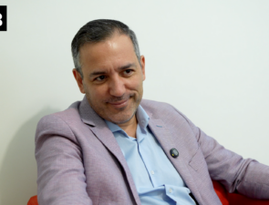 Τόλης Αιβαλής-CEO Knowcrunch &#8220;Είμαστε πελατοκεντρικοί και η γνώση που παρέχουμε έχει πρακτική εφαρμογή&#8221;