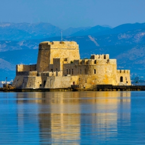 Δεν πωλείται τελικά το Μπούρτζι