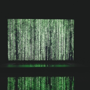 Γιατί οι Άραβες ποντάρουν τα λεφτά τους στα Data Centers και την καινοτομία στην Ελλάδα