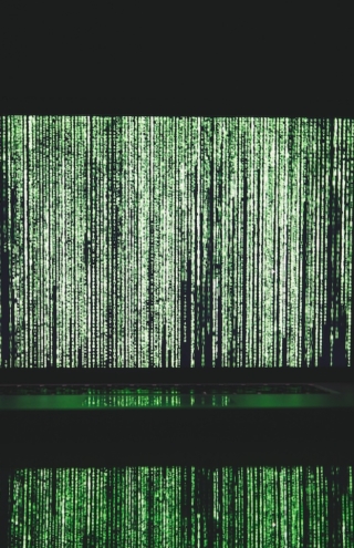 Γιατί οι Άραβες ποντάρουν τα λεφτά τους στα Data Centers και την καινοτομία στην Ελλάδα