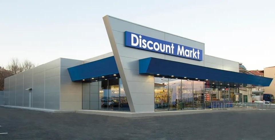 Discount Markt: Το σούπερ μάρκετ που μπήκε σφήνα στους «μεγάλους» της Αθήνας