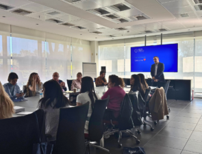 Η Touchpoint Strategies εμπιστεύεται τη Knowcrunch για την εκπαίδευση της στα ΑΙ εργαλεία