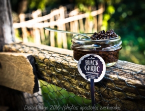 Black Garlic Down Village: Το μαύρο σκόρδο από το Κατηχώρι Πηλίου  ﻿