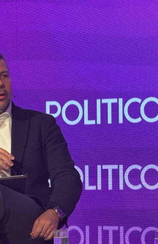 Γ. Στάσσης: Συνέντευξη για τις επενδύσεις σε πράσινη ενέργεια και Mega Data Centers στο συνέδριο AI &#038;Tech Summit του Politico