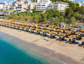 Ακτή Βουλιαγμένης: Το στοίχημα της Αθηναϊκής Ριβιέρας και οι μνηστήρες των εκατομμυρίων