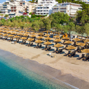 Ακτή Βουλιαγμένης: Το στοίχημα της Αθηναϊκής Ριβιέρας και οι μνηστήρες των εκατομμυρίων