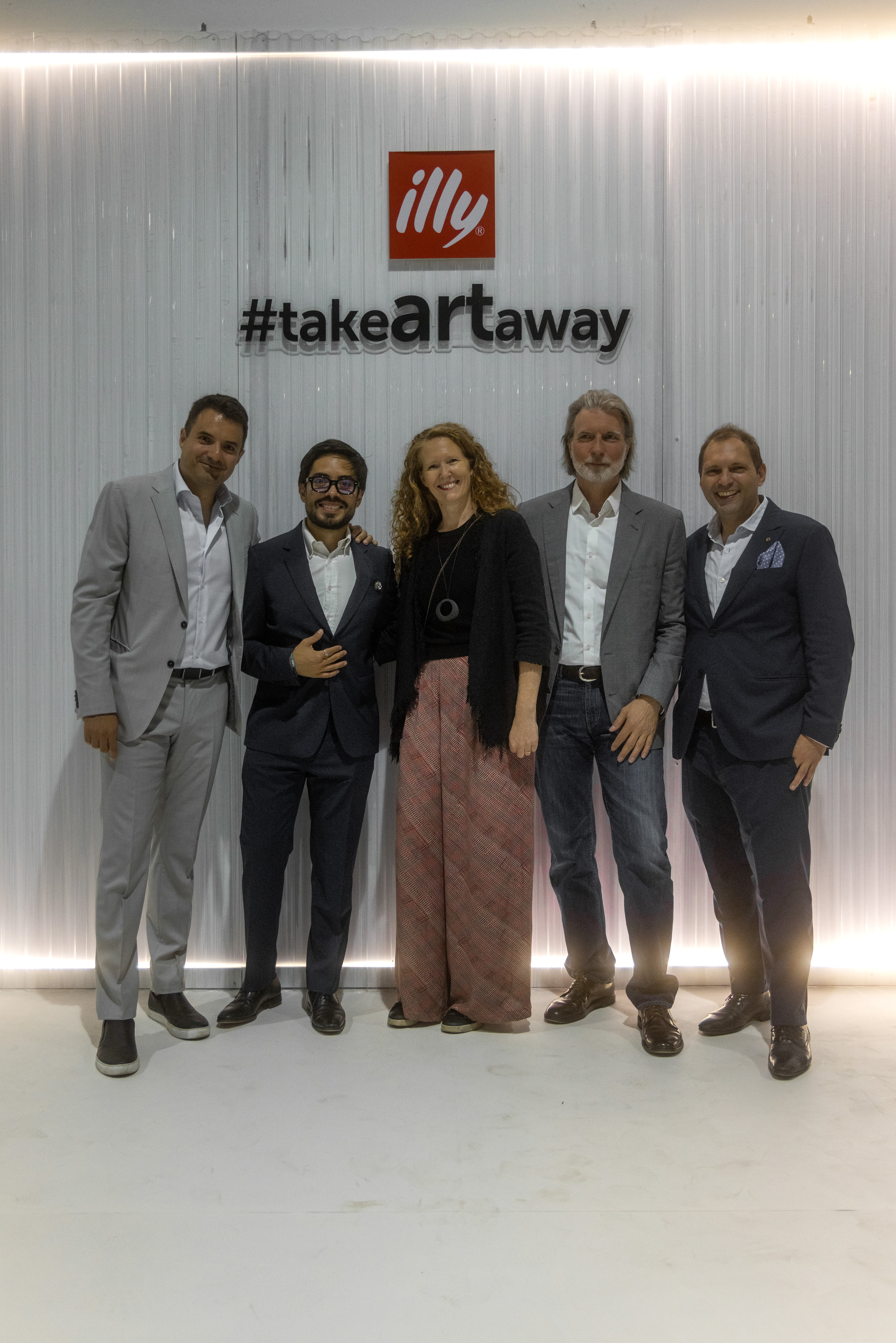 illy #takeartaway: Η Τέχνη στα Χέρια των Φοιτητών της Ανώτατης Σχολής Καλών Τεχνών