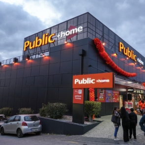 Public: Αναπτύσσει το δίκτυο καταστημάτων με 3 νέα μεγάλα καταστήματα εντός του έτους