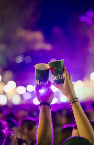 Η Heineken® παρουσιάζει το Boring Phone