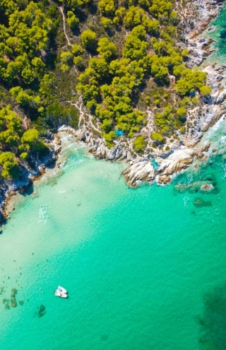 Real estate: «Σαν την Χαλκιδική δεν έχει» και για τους Βαλκάνιους