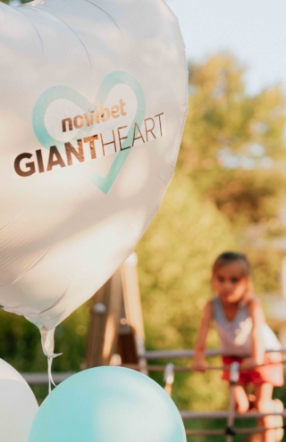 Το Giant Heart της Novibet δίνει ζωή σε μια νέα παιδική χαρά του Δήμου Κηφισιάς