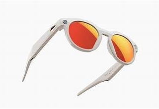 Trending Now: Τα νέα smart glasses της Meta και της Oakley φέρνουν την επανάσταση στο wearable tech