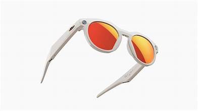 Trending Now: Τα νέα smart glasses της Meta και της Oakley φέρνουν την επανάσταση στο wearable tech