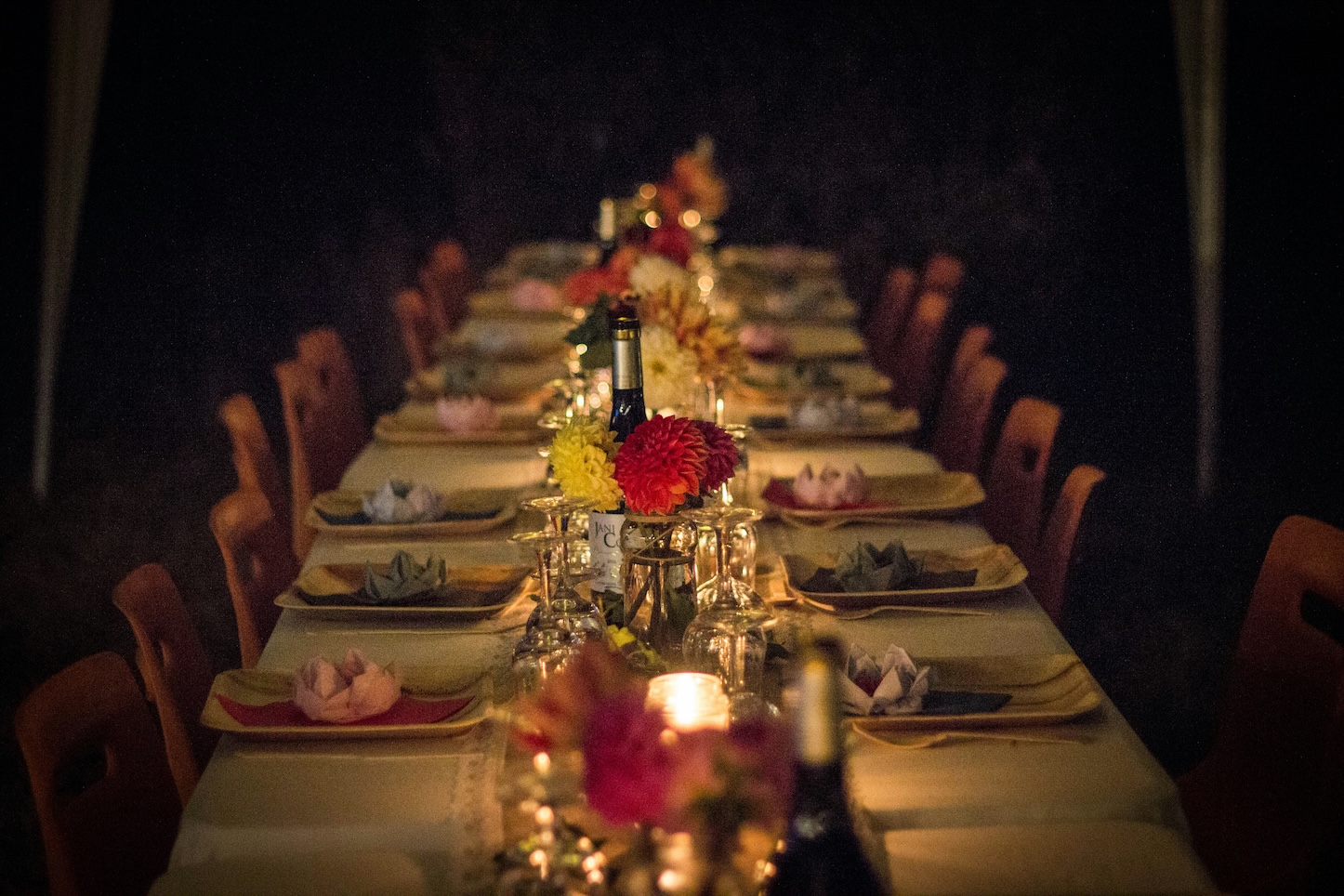 Η νέα πολυτέλεια: από exclusive dinners σε ηφαίστεια, μέχρι ηχητικά ταξίδια με AI