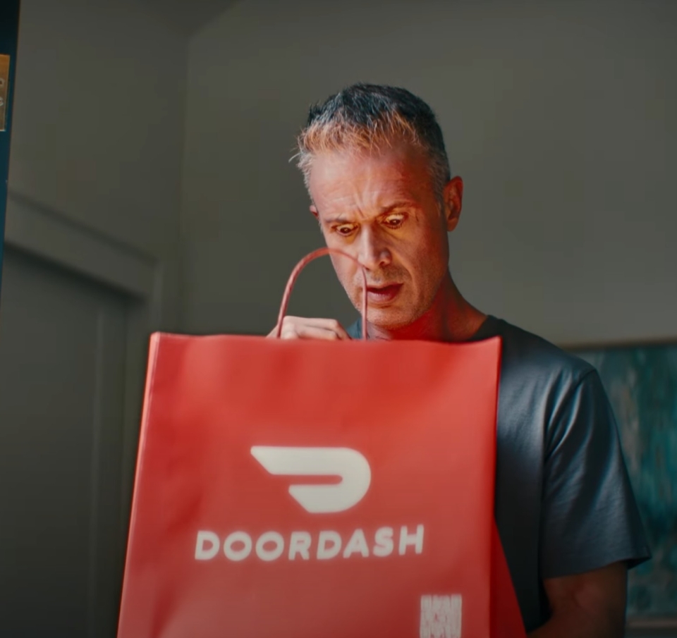 Campaign of the Day: Όταν το καλοκαίρι γίνεται… ταινία τρόμου – Η DoorDash δίνει λύση στους γονείς