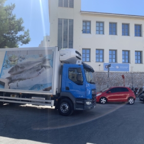 Η ΑΒ Βασιλόπουλος στηρίζει το Κ.Υ.Α.Δ.Α. με δωρεά τροφίμων σε 3.500 οικογένειες