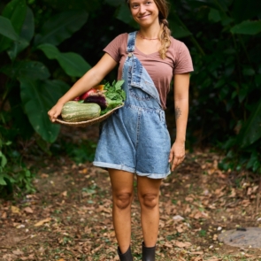 Τι είναι το Farm Girl Summer και πώς έγινε τάση από τα social