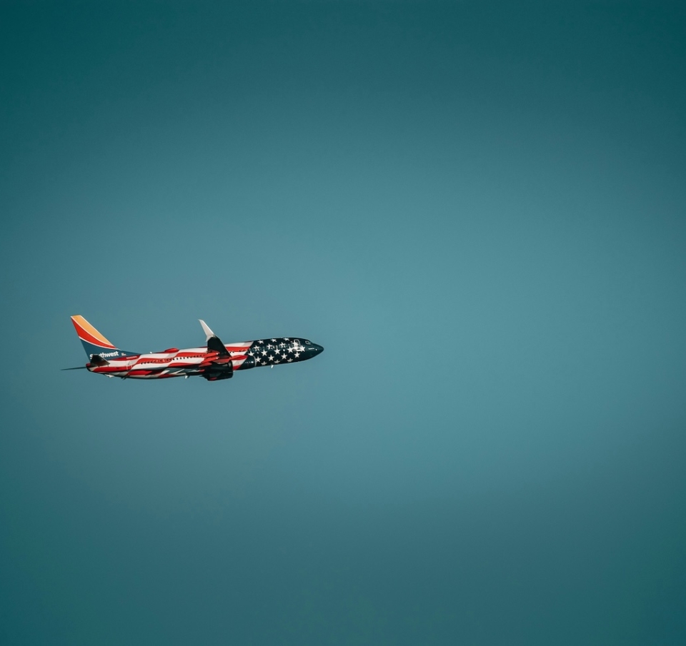 Γιατί οι φτηνές αεροπορικές κατακτούν την Ευρώπη μα δεν απογειώνονται στην Αμερική