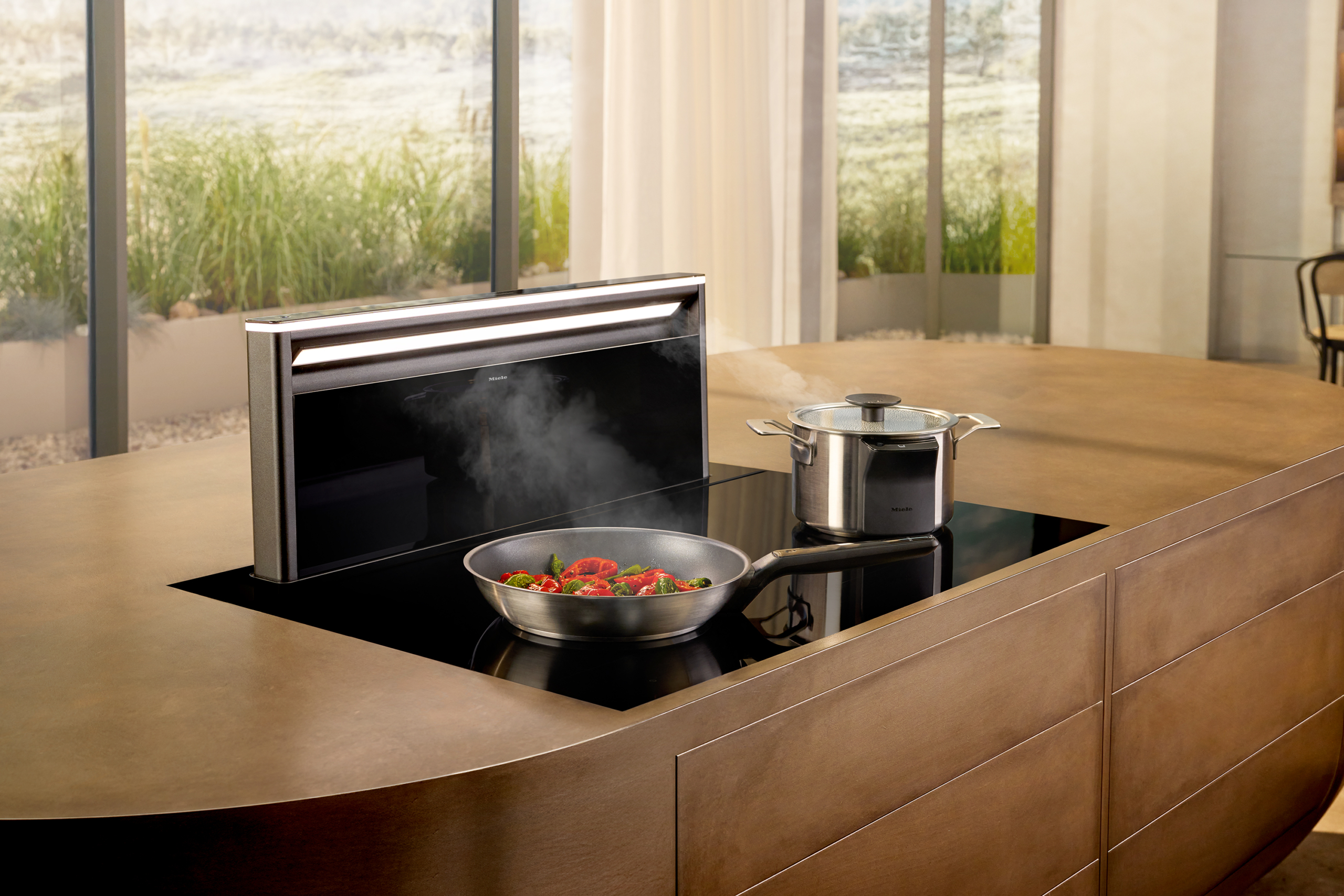 IFA 2025: Η Miele παρουσιάζει μια νέα εποχή στο μαγείρεμα με το έξυπνο σύστημα “M Sense” και την παγκόσμια πρεμιέρα για το πρώτο συρτάρι ατμού