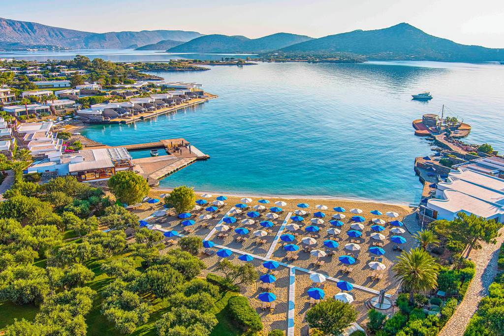 Πώς τρεις εμβληματικές επενδύσεις ανέβασαν τον πήχη της ελληνικής φιλοξενίας