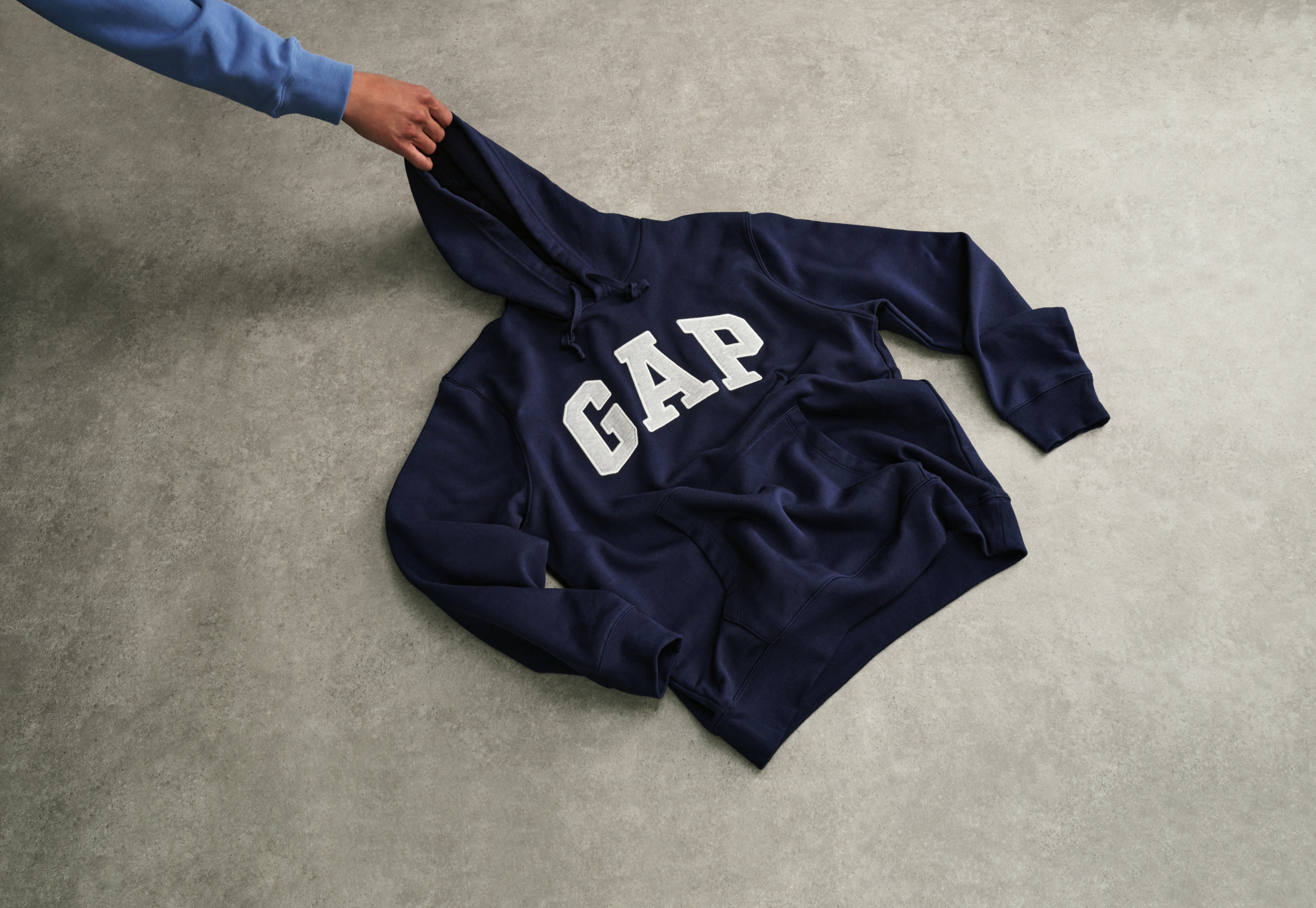 Η Gap γιορτάζει 30 χρόνια Hoodie – The Home of the Hoodie