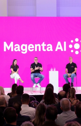 Η COSMOTE TELEKOM φέρνει τη δύναμη του ΑΙ σε όλους με το Magenta AI