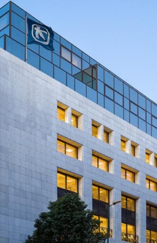 Alpha Bank: Το «πράσινο» ομόλογο, η αναβάθμιση της Moody’s και η στρατηγική συνεργασία με την  UniCredit